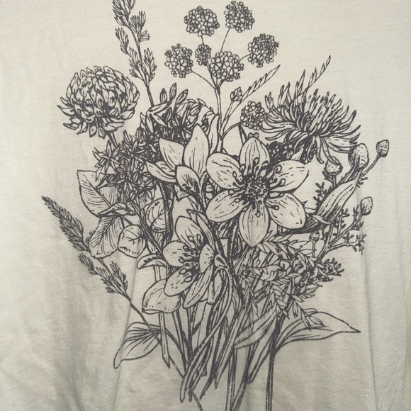 Fifth Sun Ivory Floral Print Tee - Picture 2 of 4